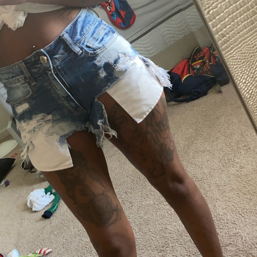 American Eagle shorts size 6